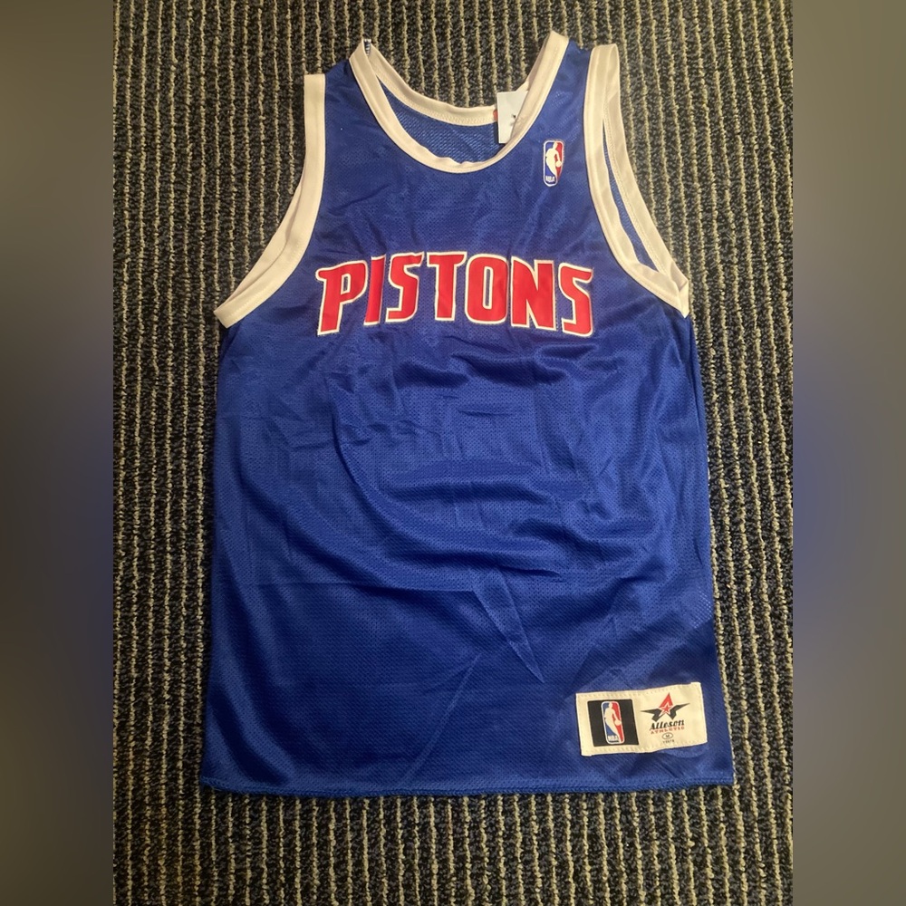 NWT Detroit Pistons Blue Practice Jersey Youth Medium Alleson Athletics NBA